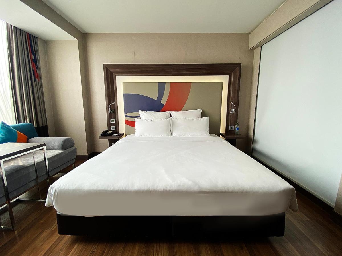 Novotel Bangkok Impact Nonthaburi Exterior foto