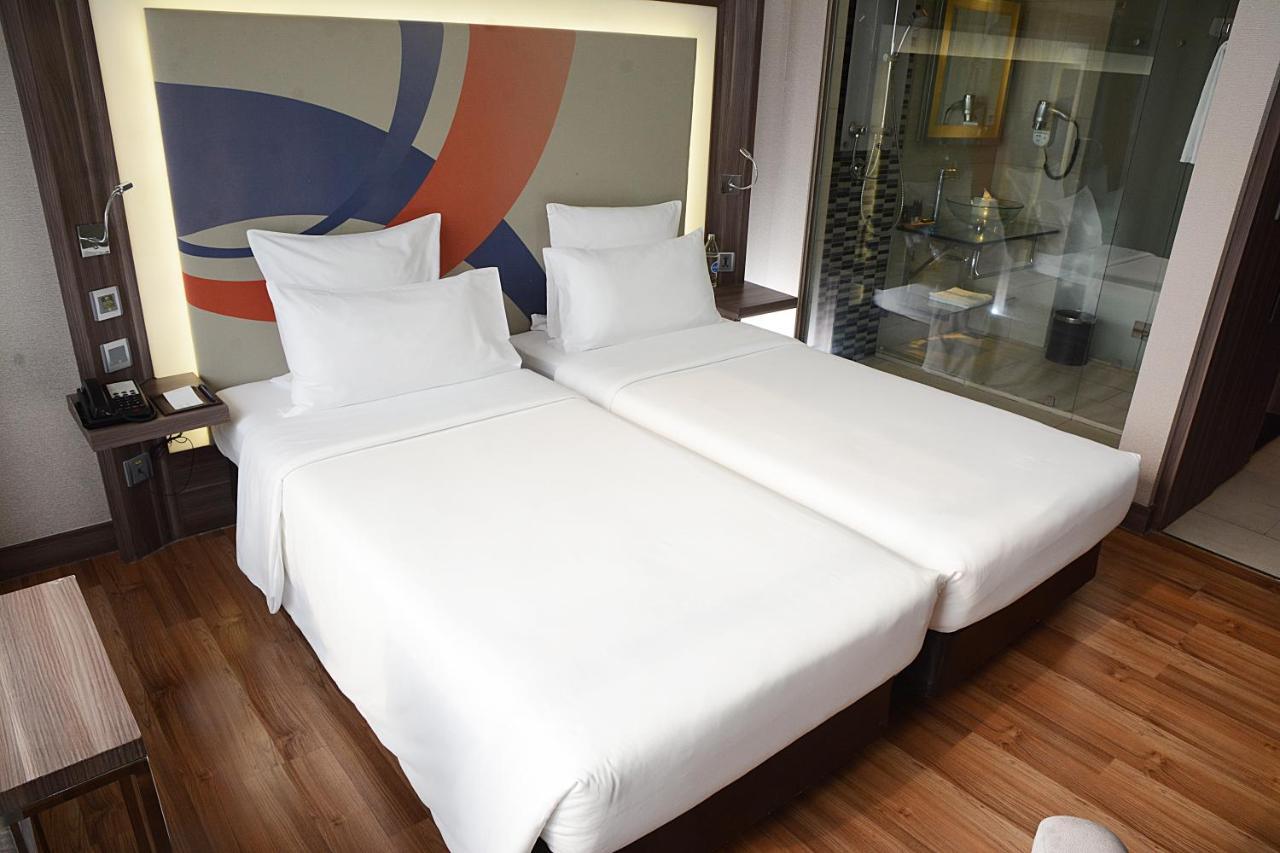 Novotel Bangkok Impact Nonthaburi Exterior foto
